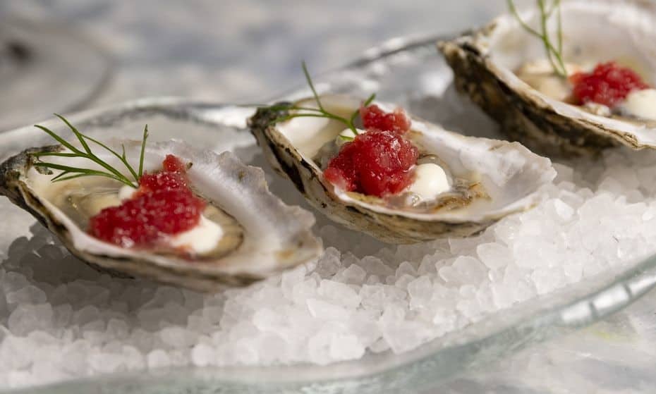 Dolce-Riviera-Dallas_DMN_Oysters