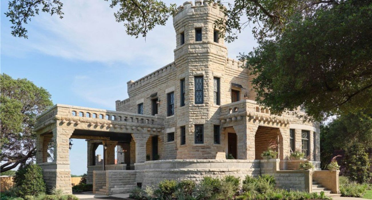 Castle House Up for Auction