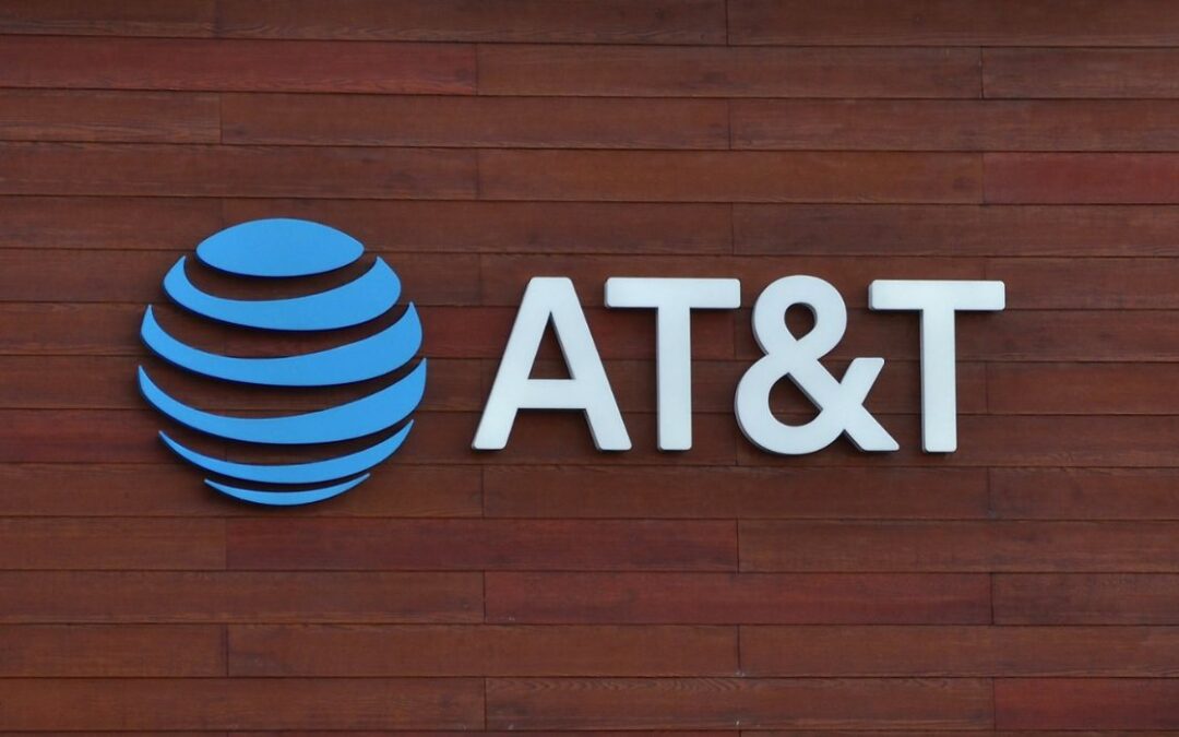 AT&T Shares Drop Amid Lead Cleanup Concerns