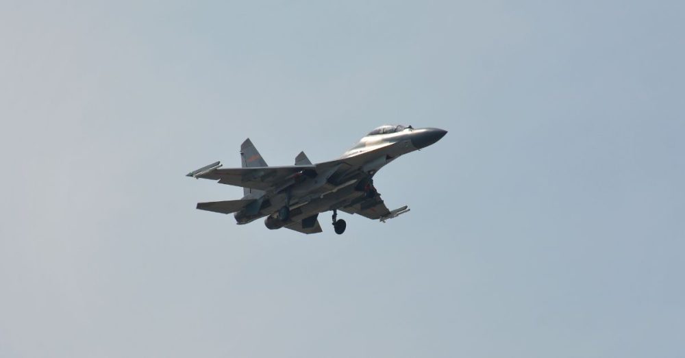 Large Number of Warplanes From China Engage in Provocation